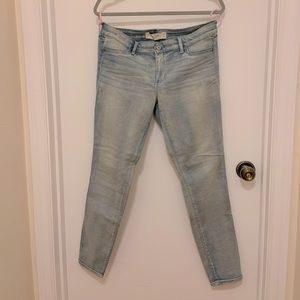 PRELOVED // Abercrombie Stretch Skinny Jeans
